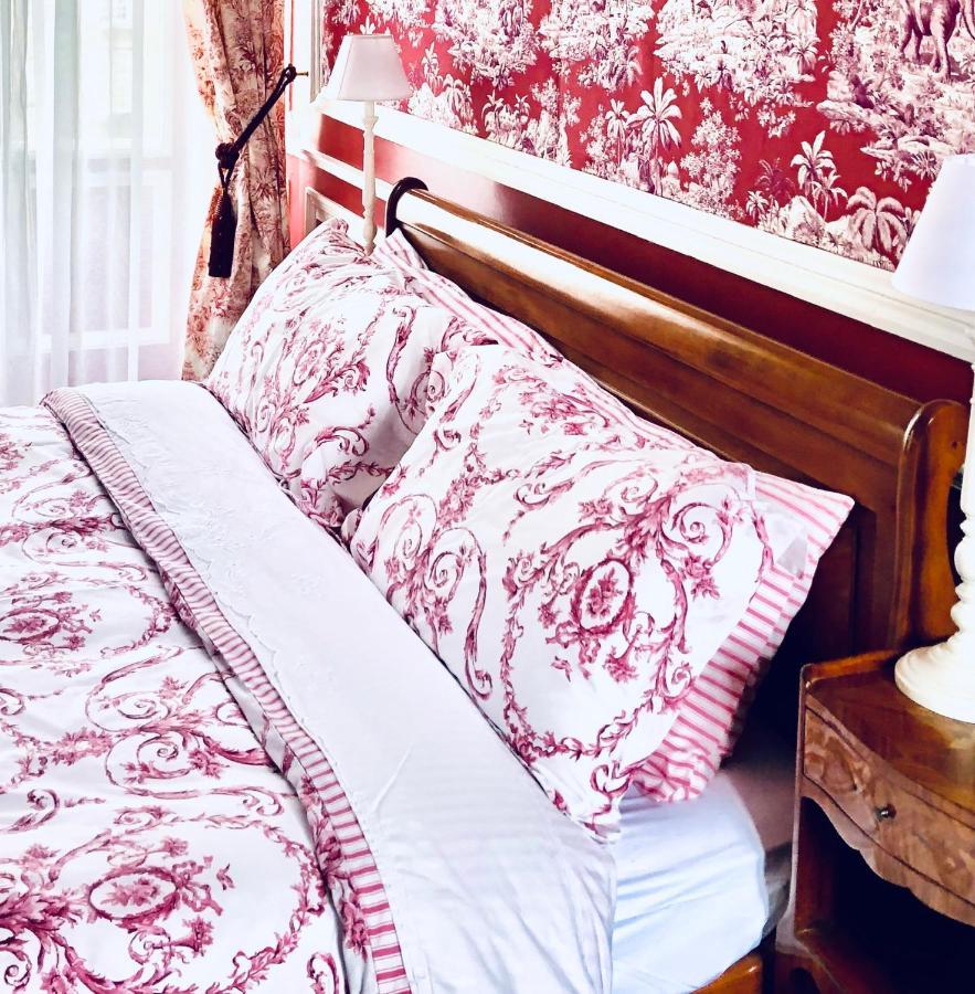 L'Hotel de Hercé Chambre d'Hote Mayenne Esterno foto