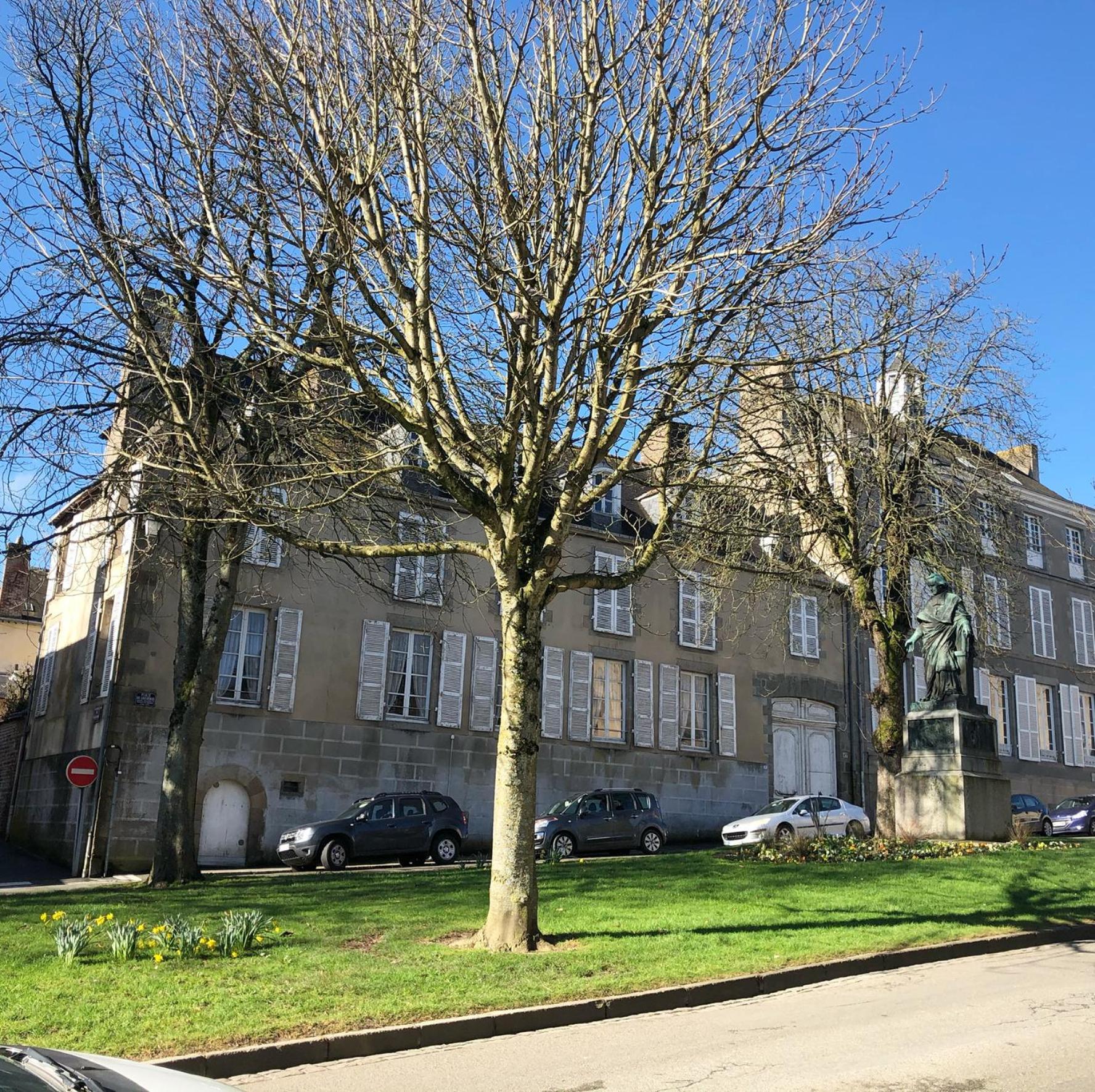 L'Hotel de Hercé Chambre d'Hote Mayenne Esterno foto
