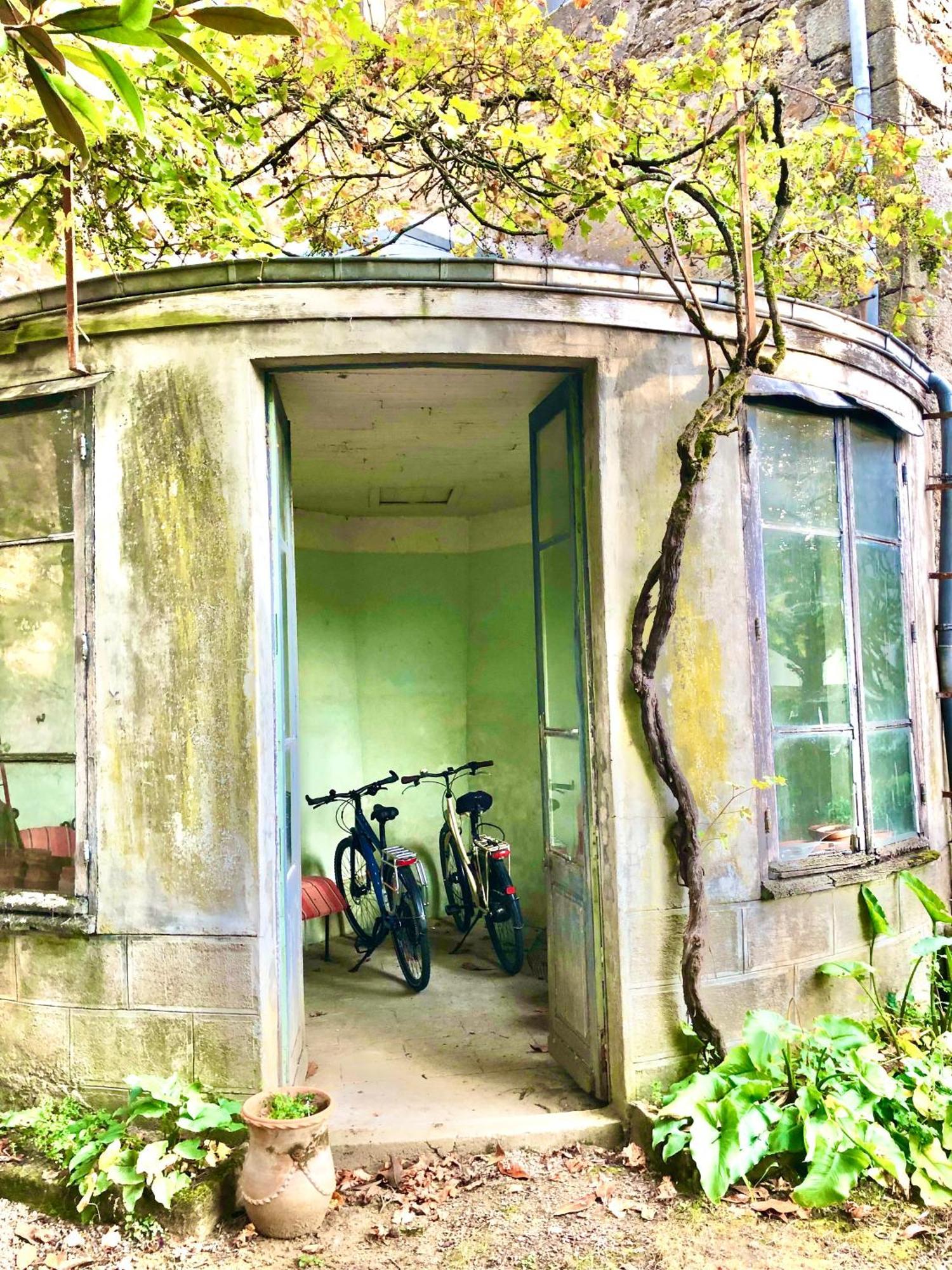 L'Hotel de Hercé Chambre d'Hote Mayenne Esterno foto